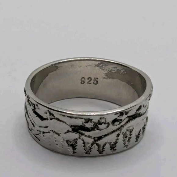 Sterling Silver 925  Nordic Wolf Wide Band Ring Size 6 - Picture 9 of 9
